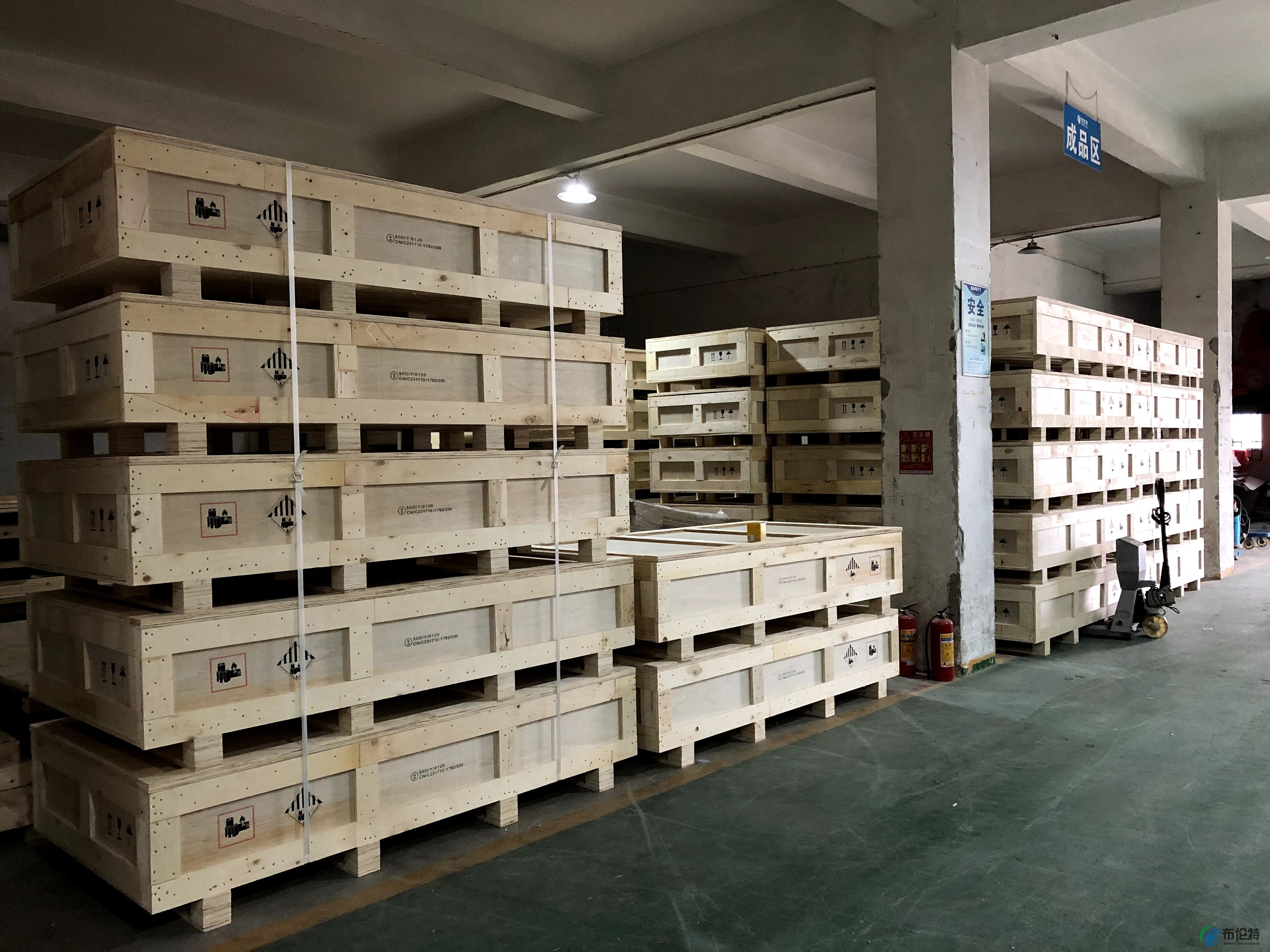 保定木箱：為什么木箱包裝箱需要光滑度？